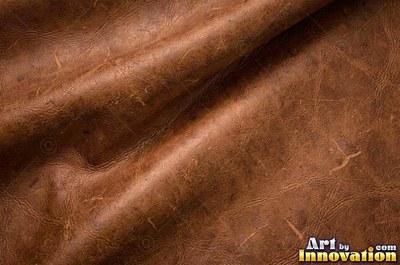 Smooth full grain leather with fine pores in whiskey brown